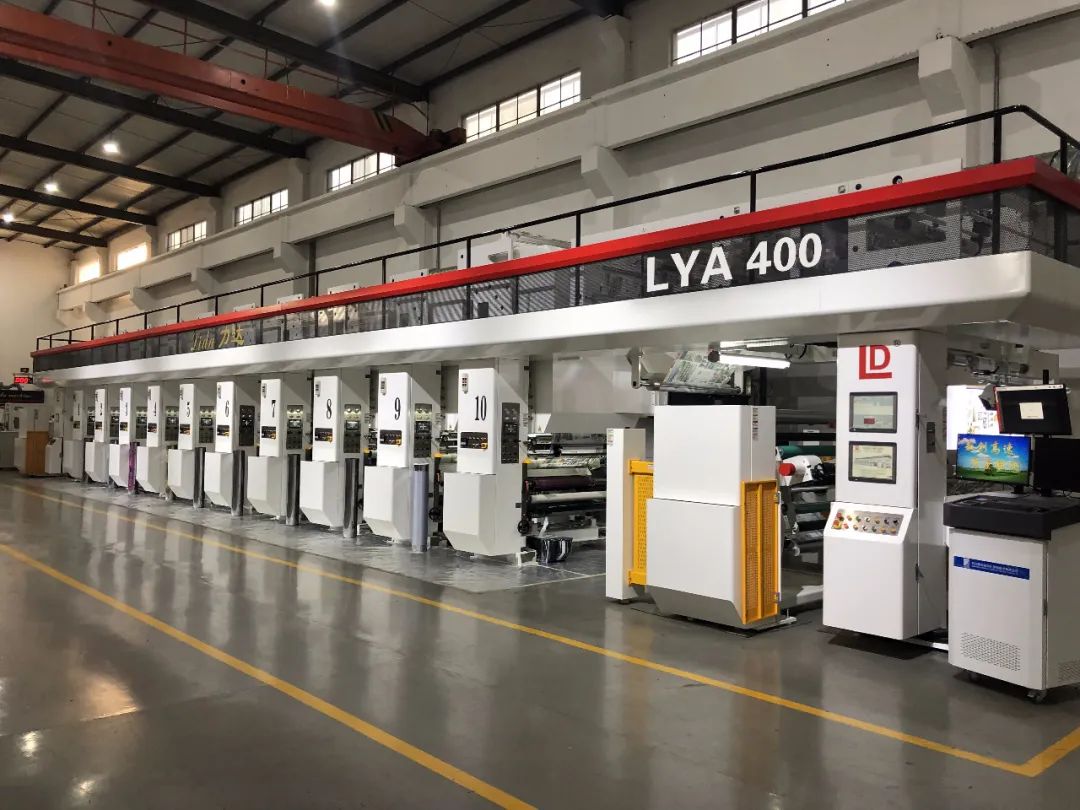 干式復(fù)合機(jī)7 干式復(fù)合機(jī)7